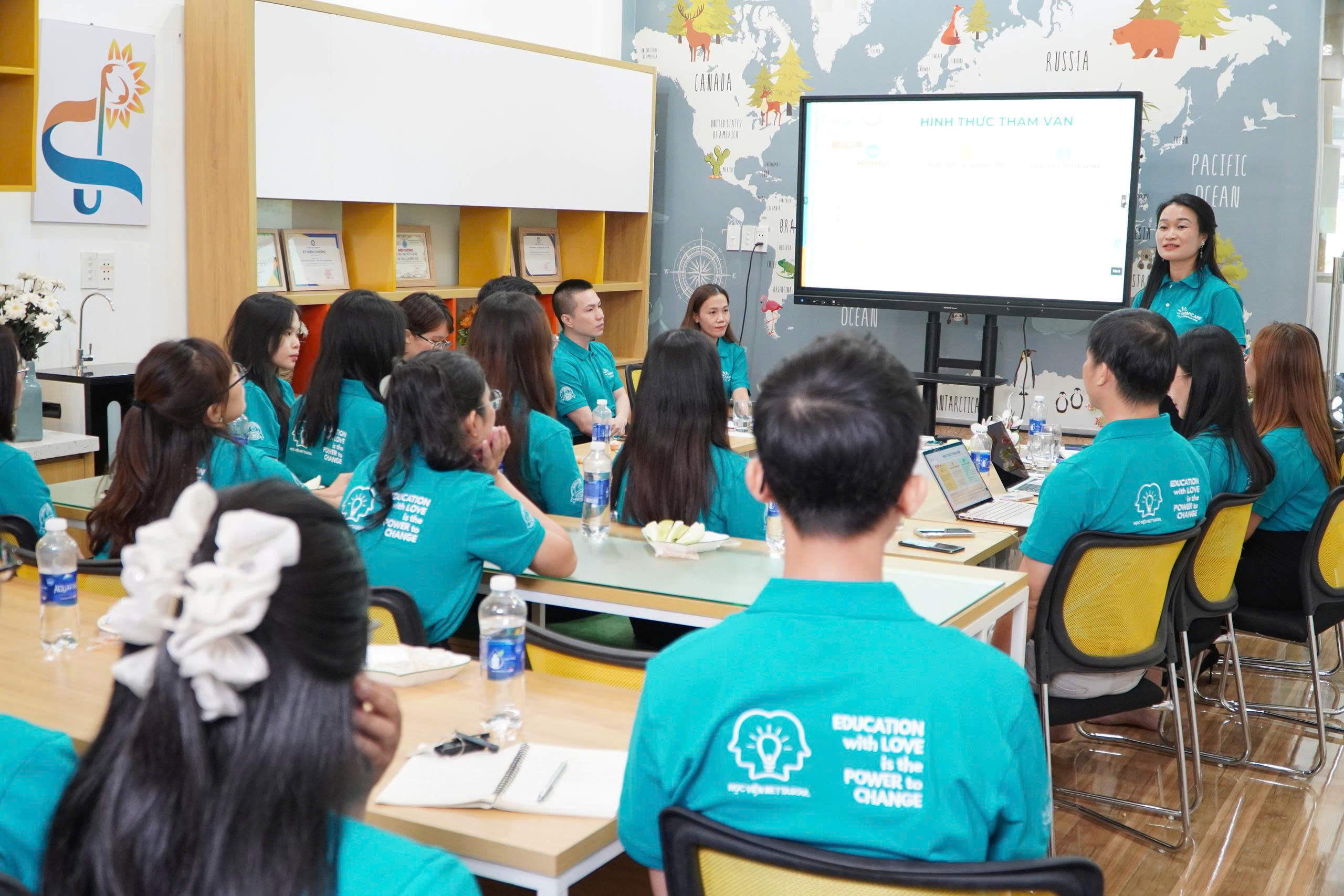 Hoạt động học tập không ngừng cùng đội ngũ METTASOUL