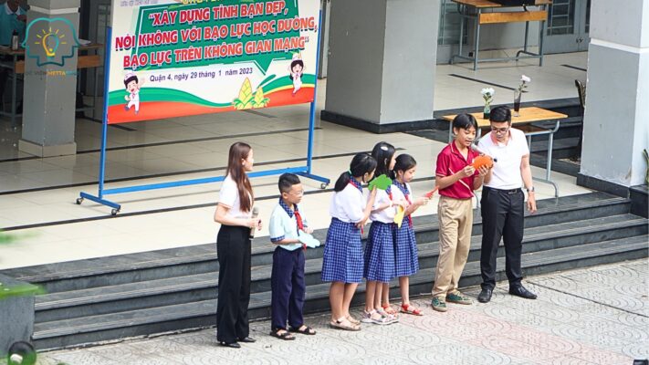 Thiet ke chua co ten 2