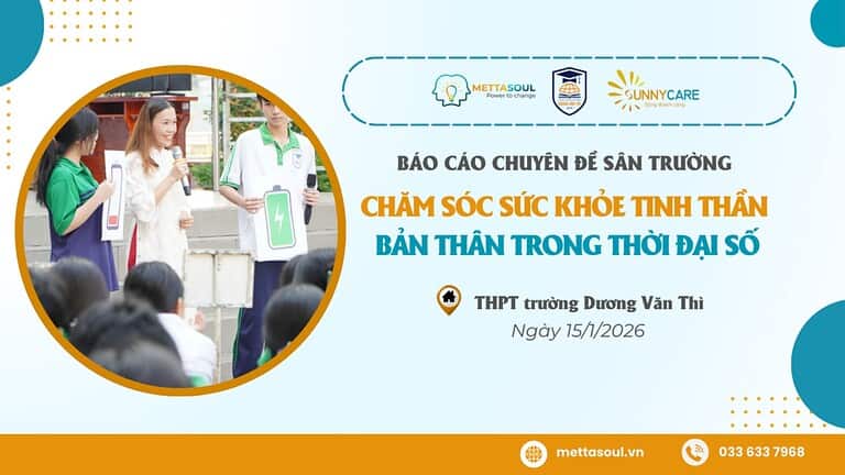 Học viên tham gia hoạt động chăm sóc sức khỏe tinh thần trong thời đại số.